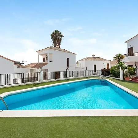 Holiday home Lovely 2-bed House With Pool And Sea-view *