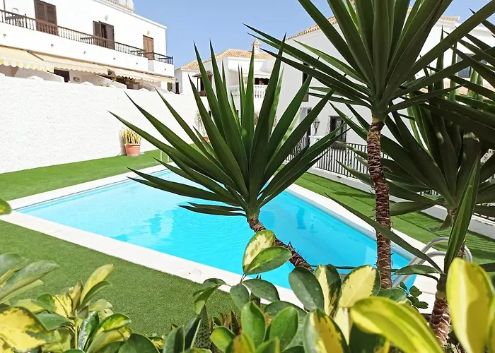 Tropical Bliss Retreat In Hébergement de vacances