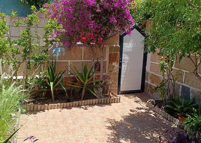 Tropical Bliss Retreat In Hébergement de vacances